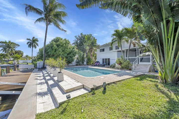 1771 NE 35th St Oakland Park 00027