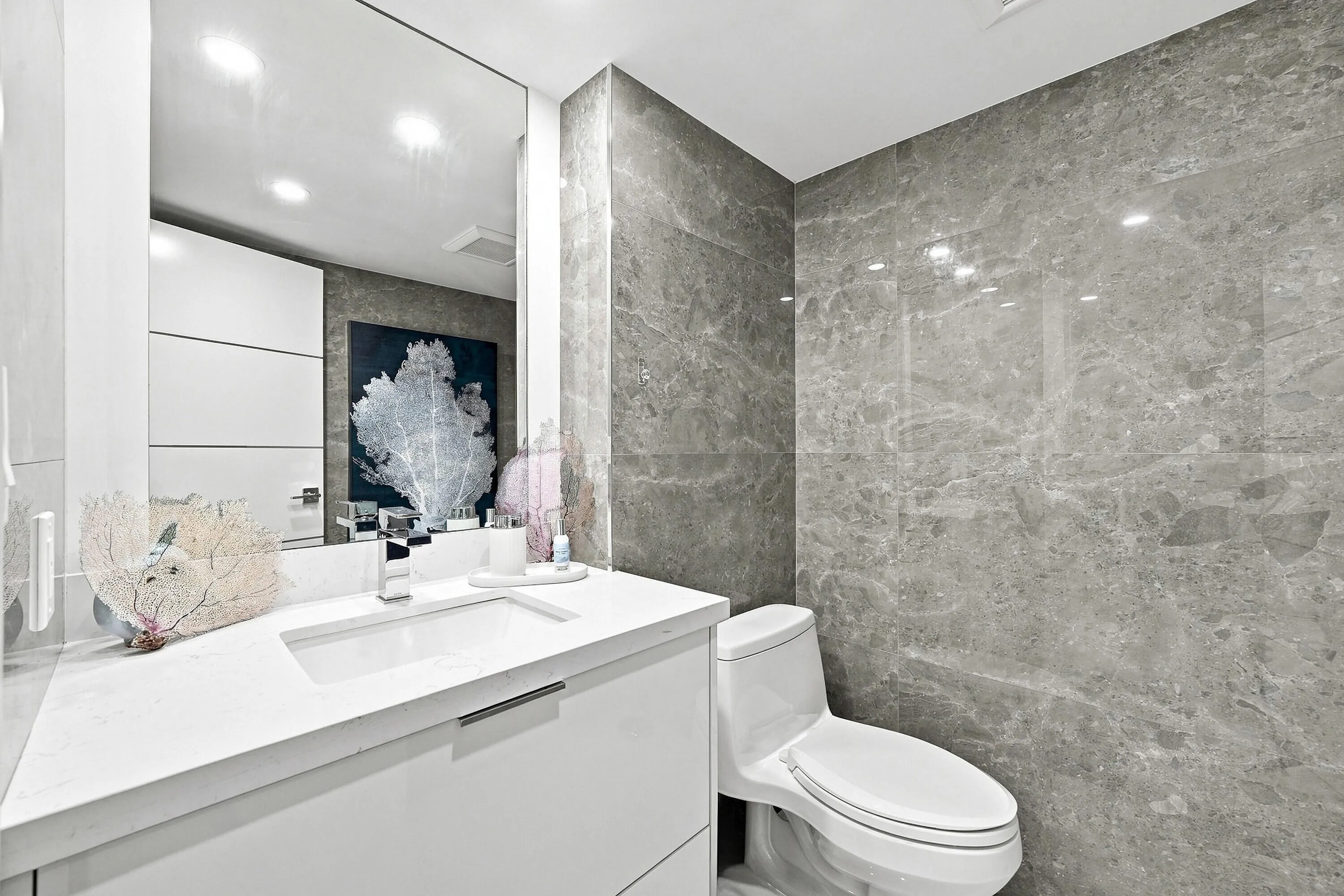 40_bathroom
