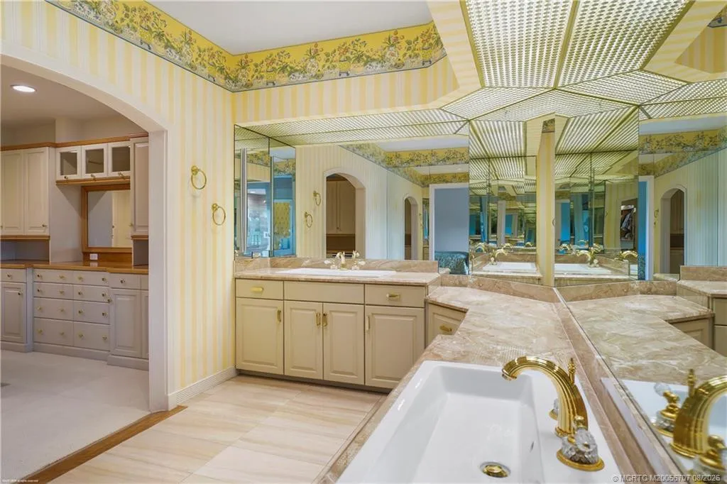Property photo 45