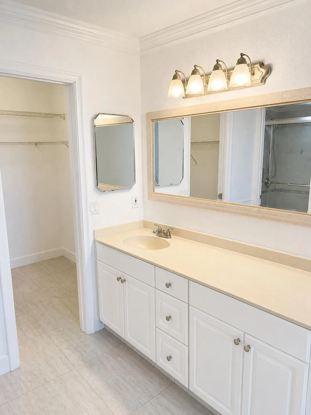 7 Royal Palm Way (11)