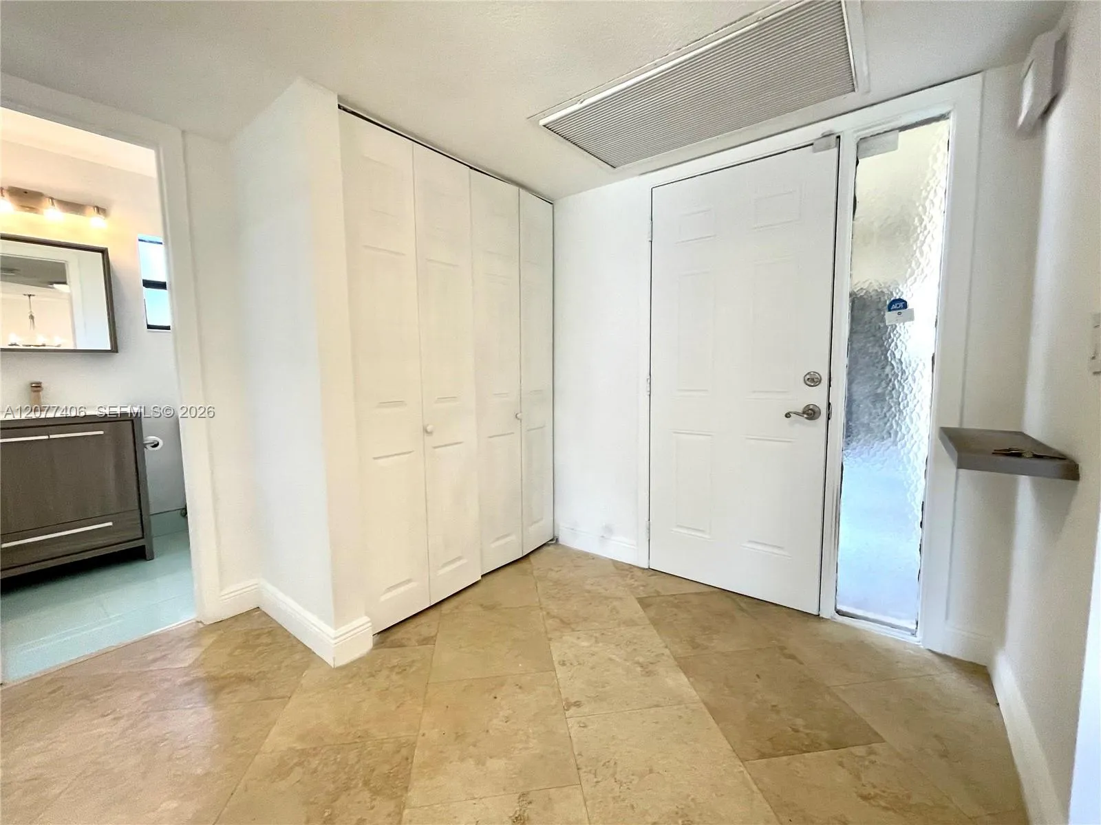 Hall/Entrance