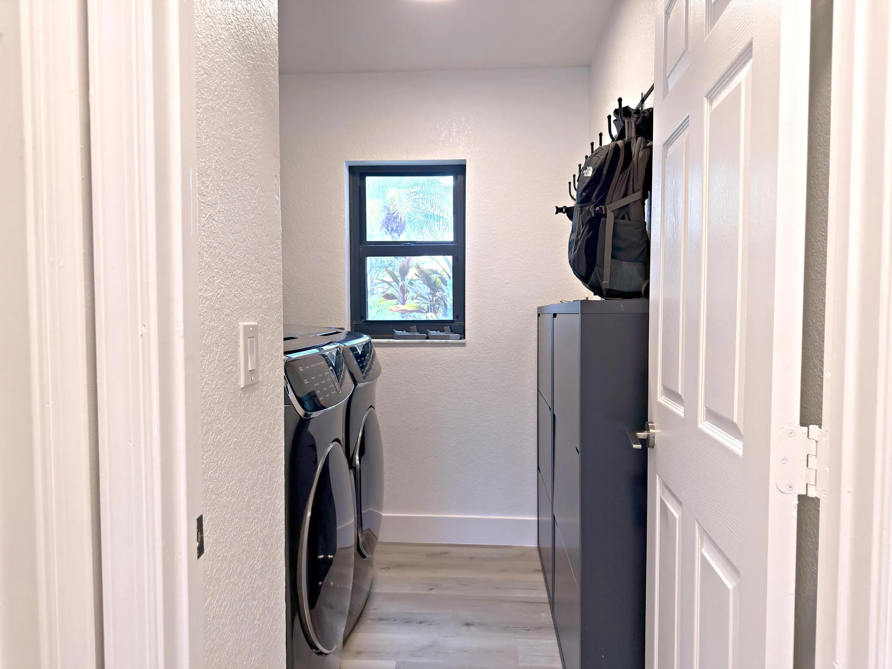 washroom_HDR