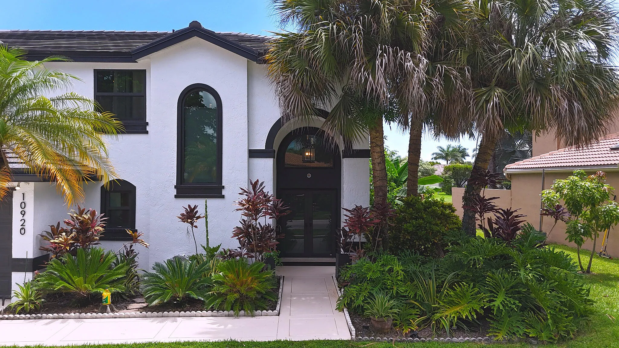DJI_0018_Luxury_Real_Estate_HDR_Edit