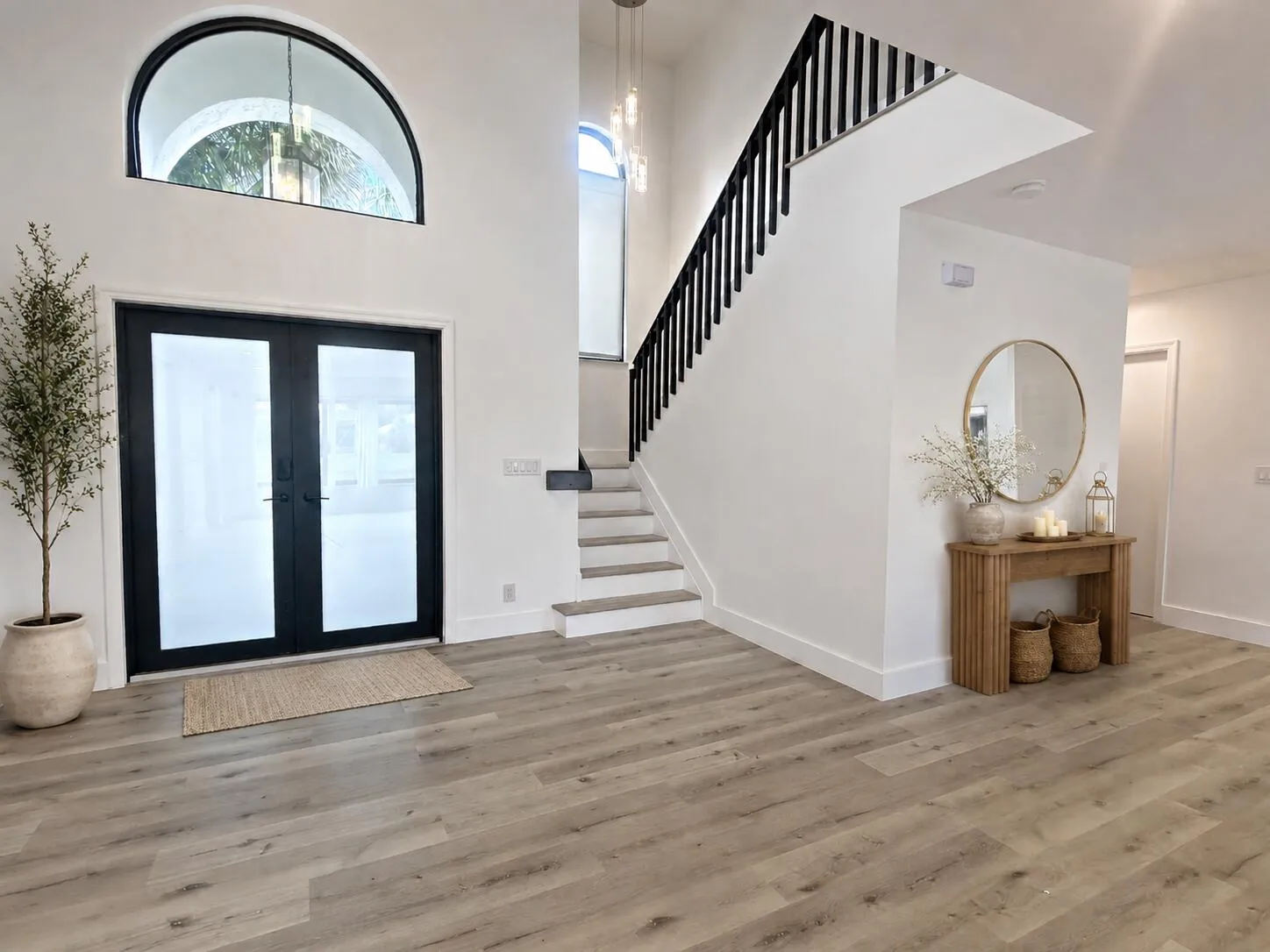 Darko entryway staged