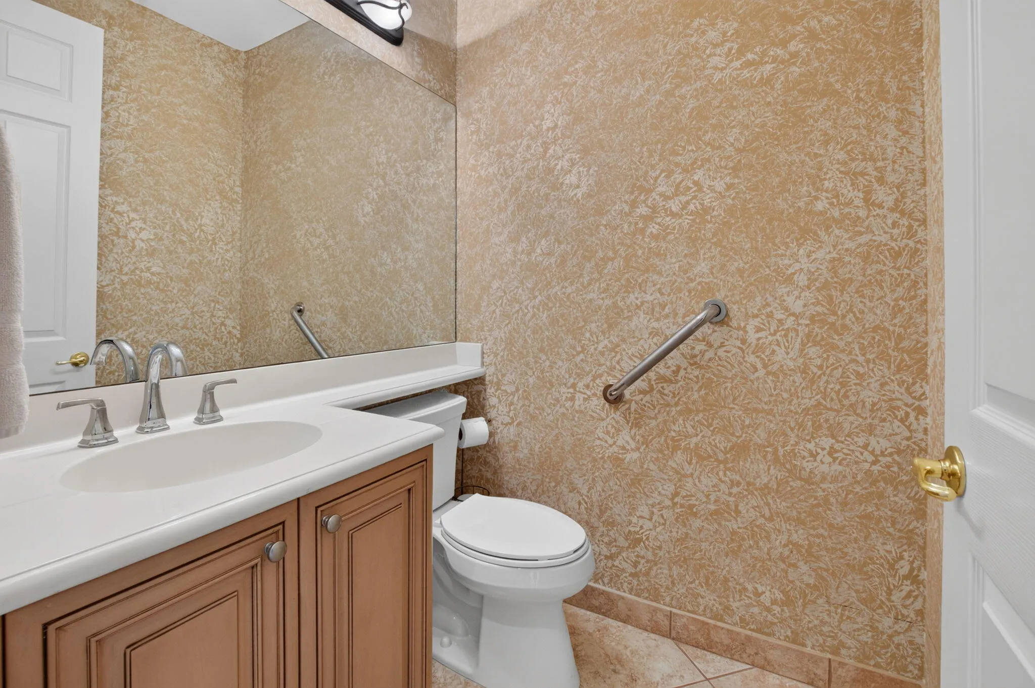 POWDER ROOM