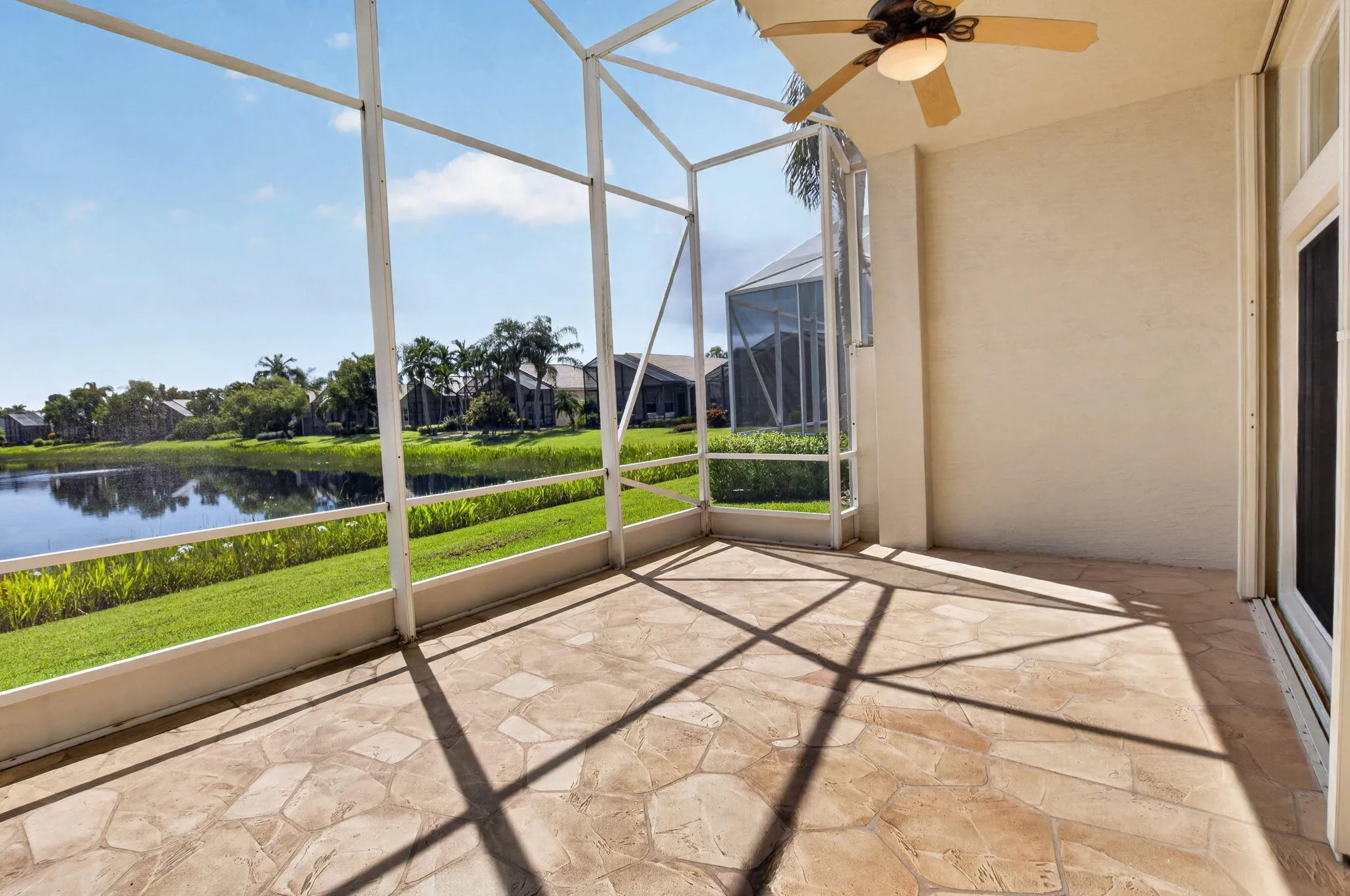 COVERED/EXTENDED/SCREENED-IN LANAI