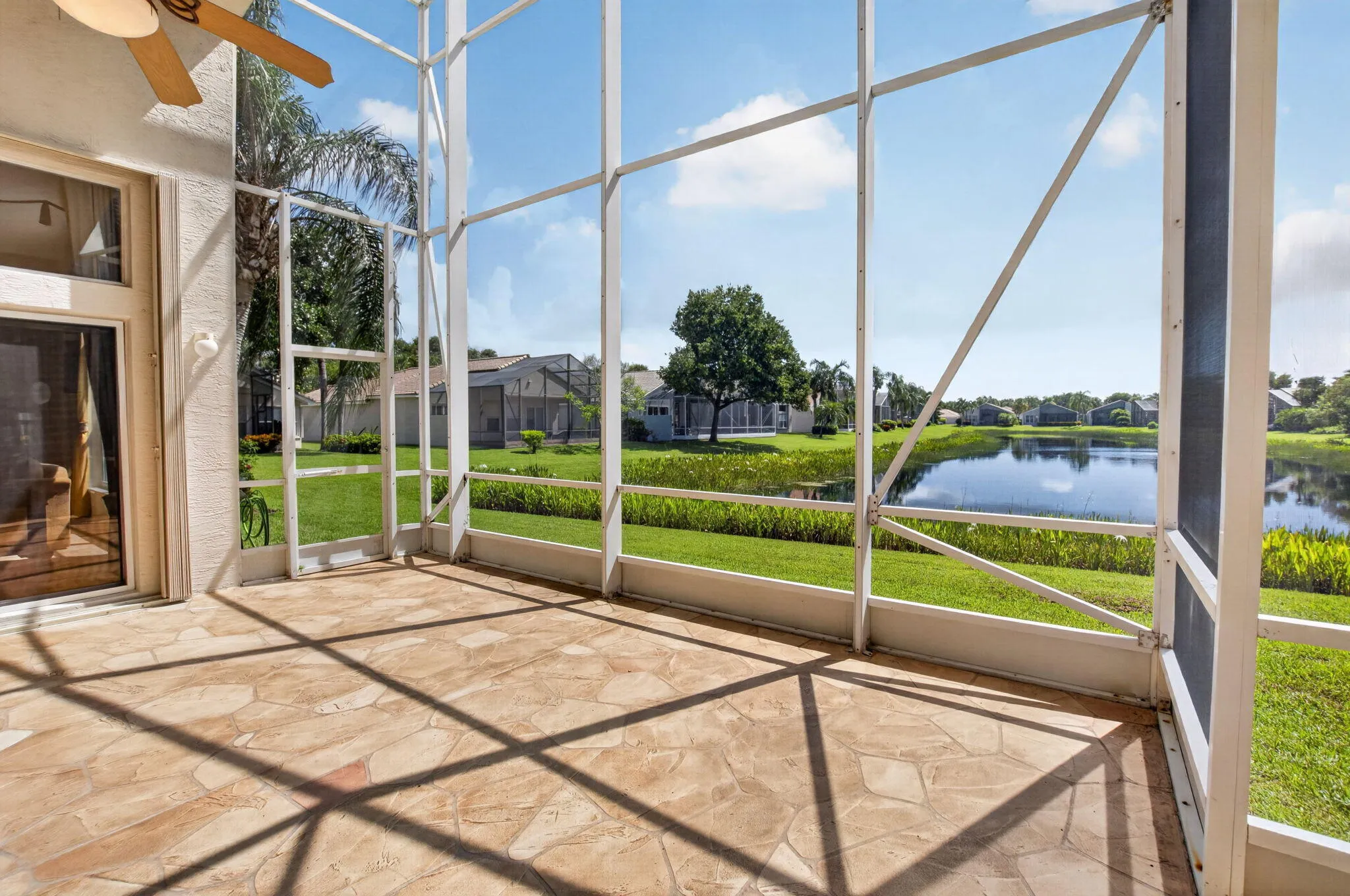 COVERED/EXTENDED/SCREENED-IN LANAI