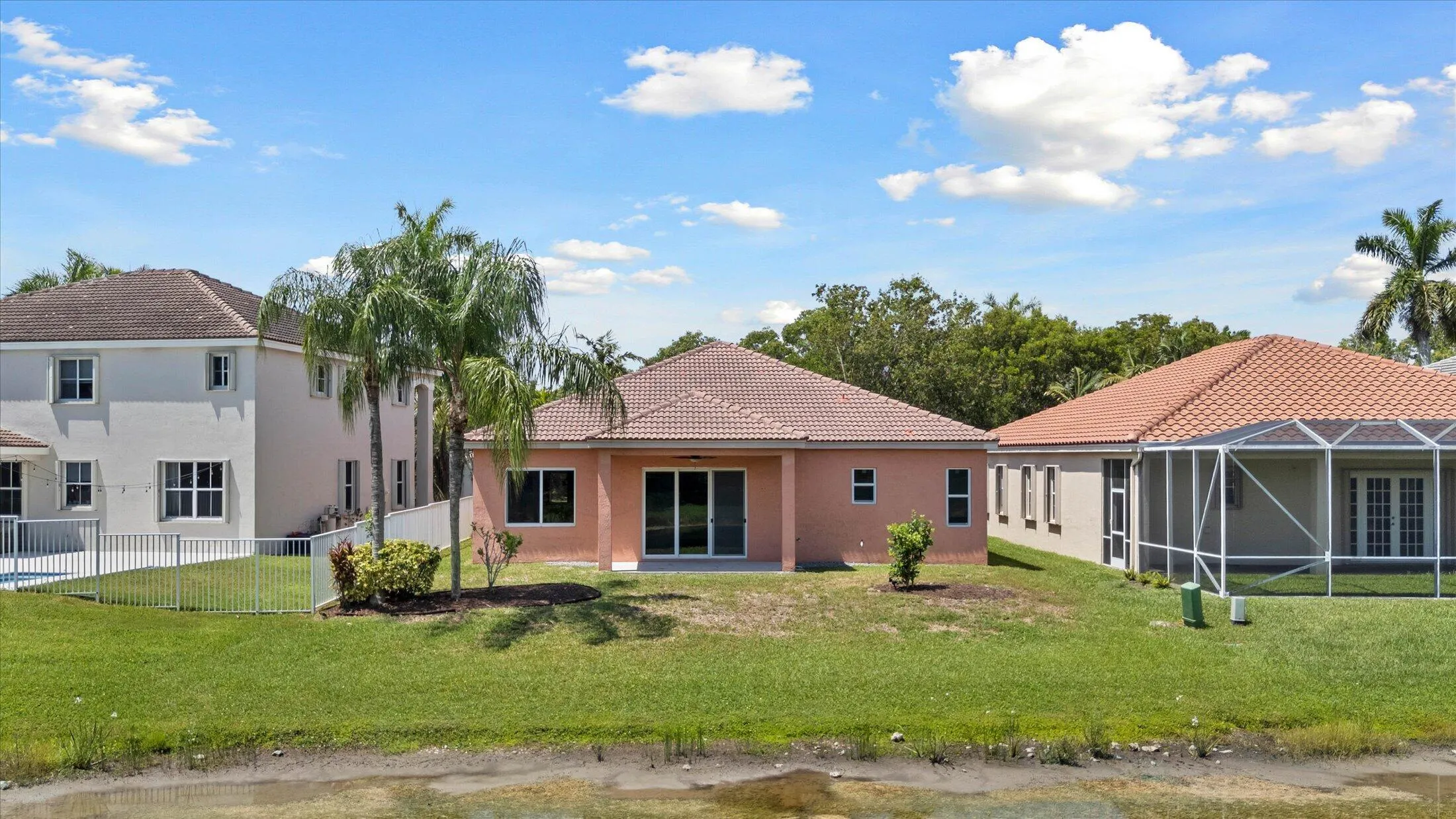 36-36-886 Sunflower Circle, Weston-18