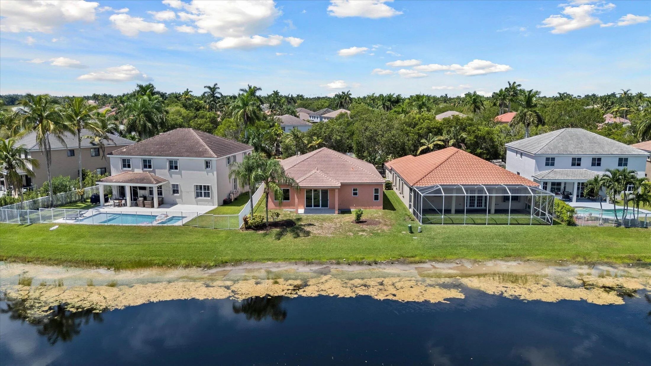 47-47-886 Sunflower Circle, Weston-16