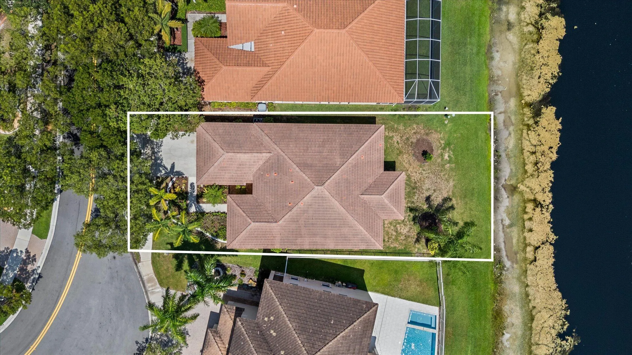 52-52-886 Sunflower Circle, Weston-7