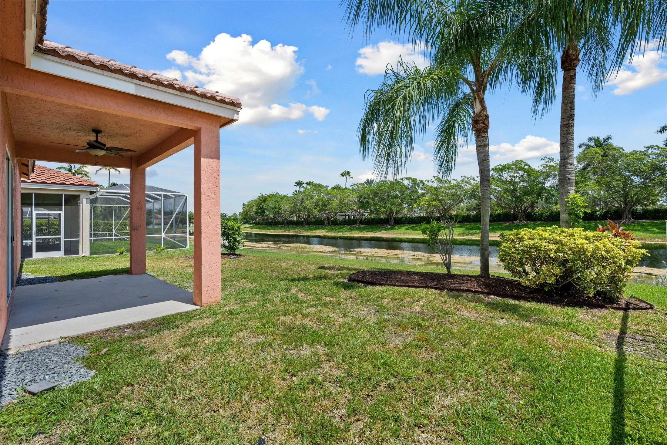 32-32-886 Sunflower Circle, Weston-25