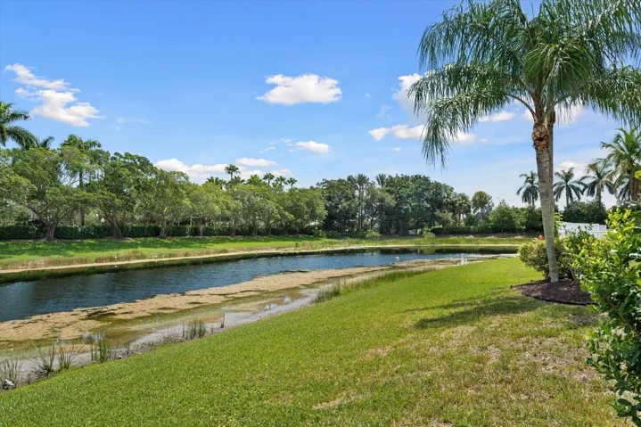 35-35-886 Sunflower Circle, Weston-27