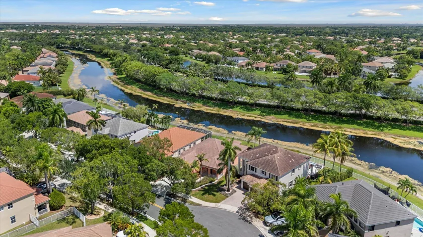 43-43-886 Sunflower Circle, Weston-6