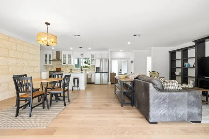 Living/Dining