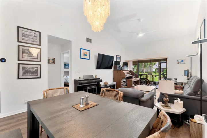 22-3783 NW 35th St_022