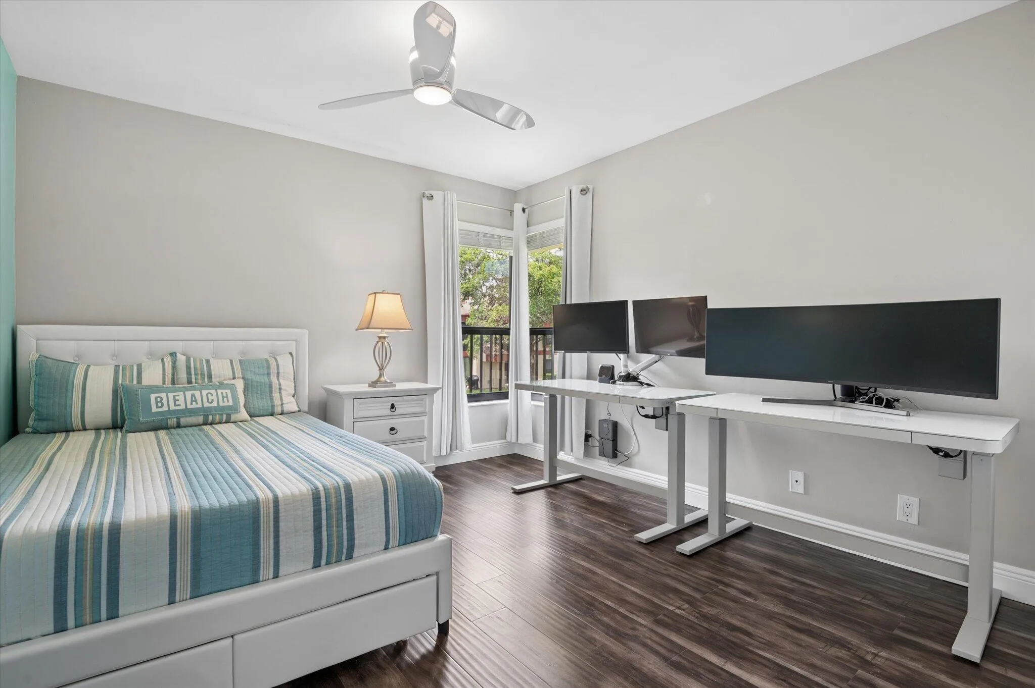 Second bedroom, used an an office