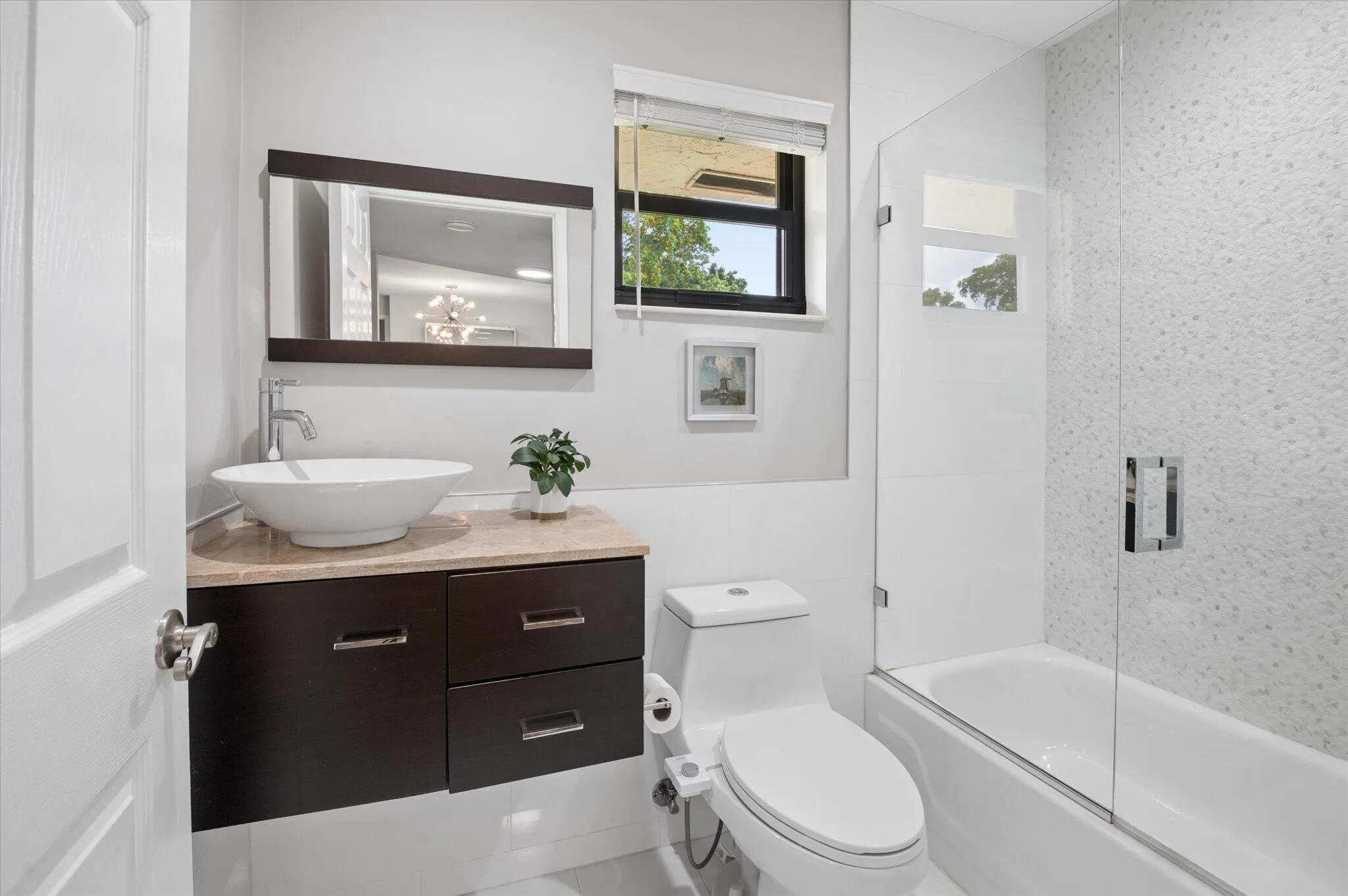 Second bathroom, fully remodeled and gorgeous!