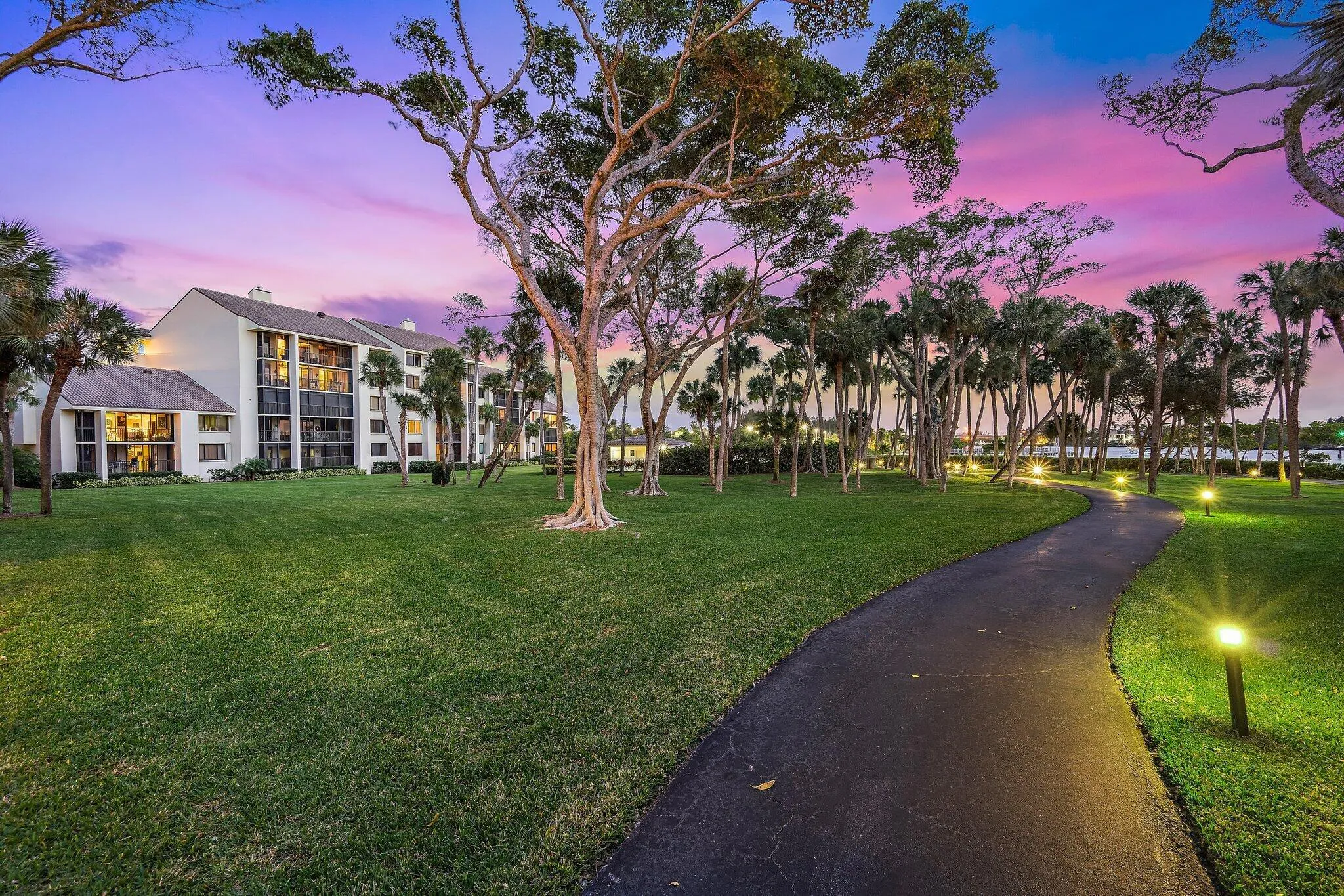 036-1000NUSHighway1B102-Jupiter-FL-SMALL