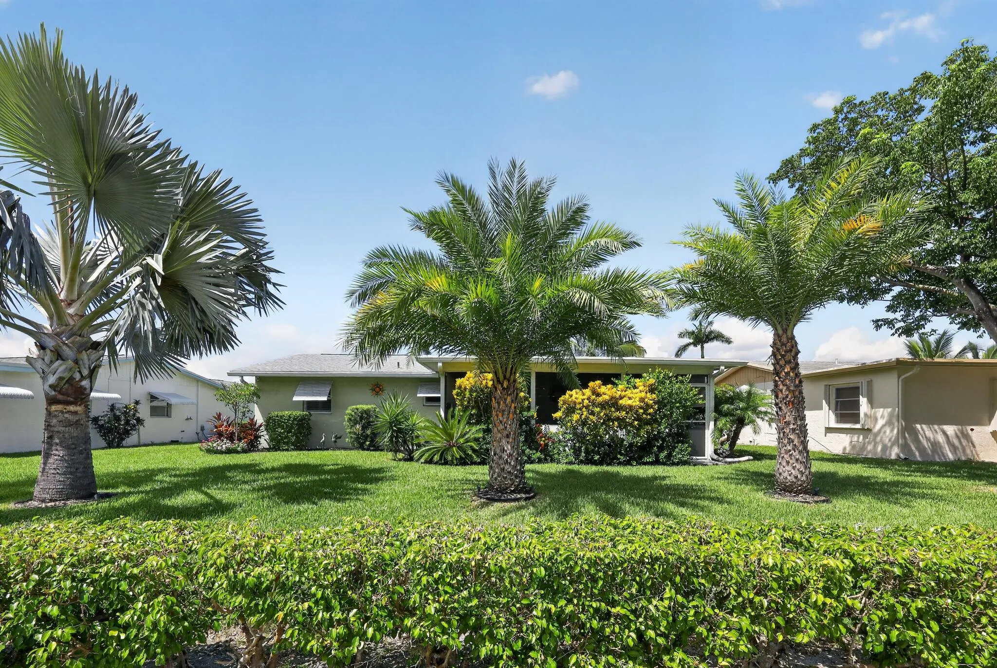 02_3550_Joseph_Dr-Exterior-0109