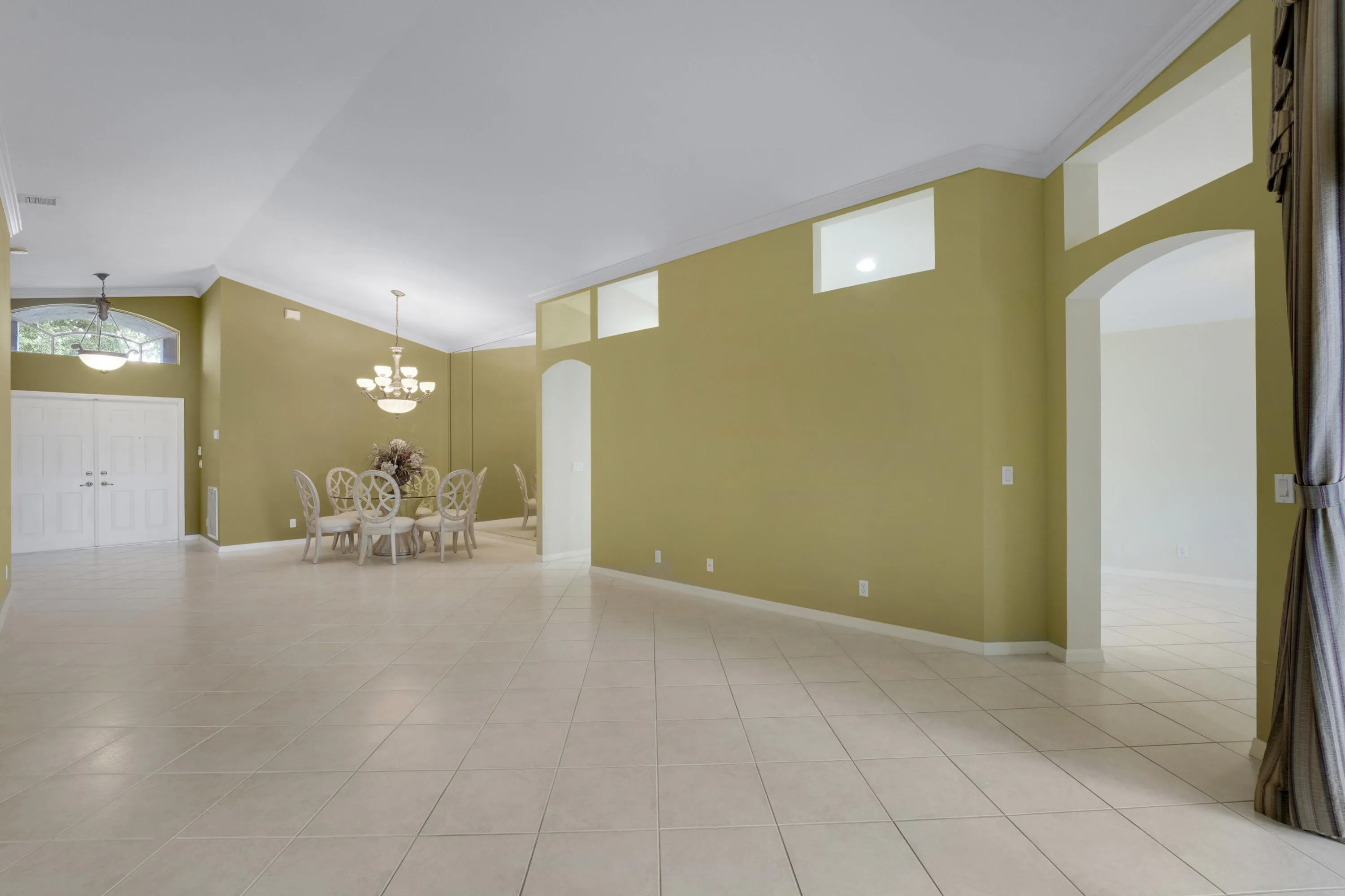 Dining/Living Room