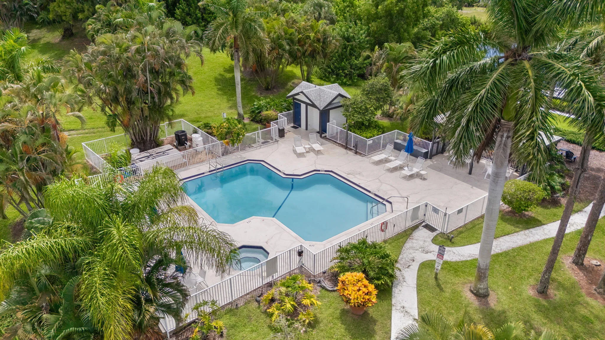 34-web-or-mls-5063 Heatherhill Ln 6, Boc