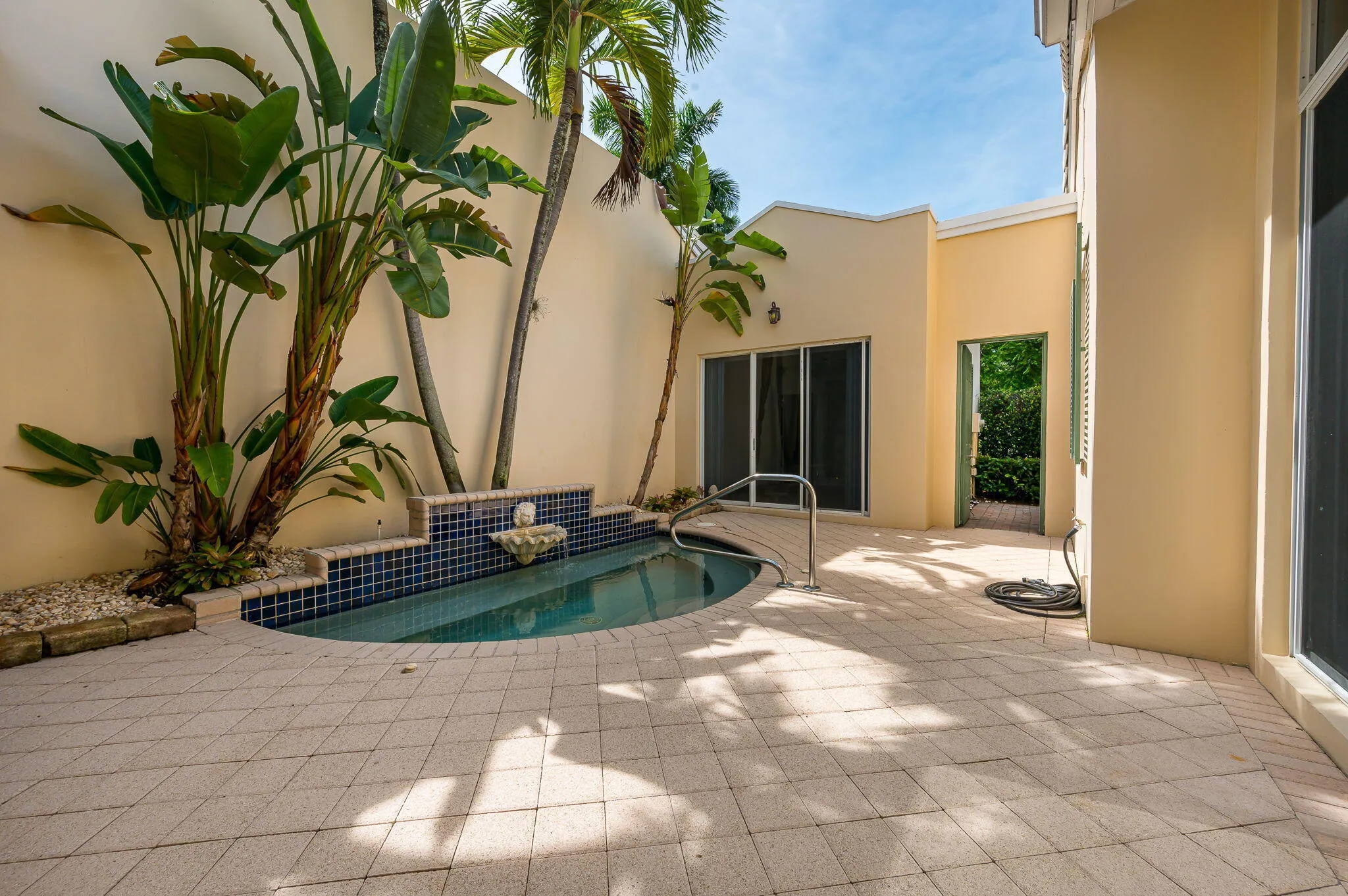 24-web-or-mls-photo-22