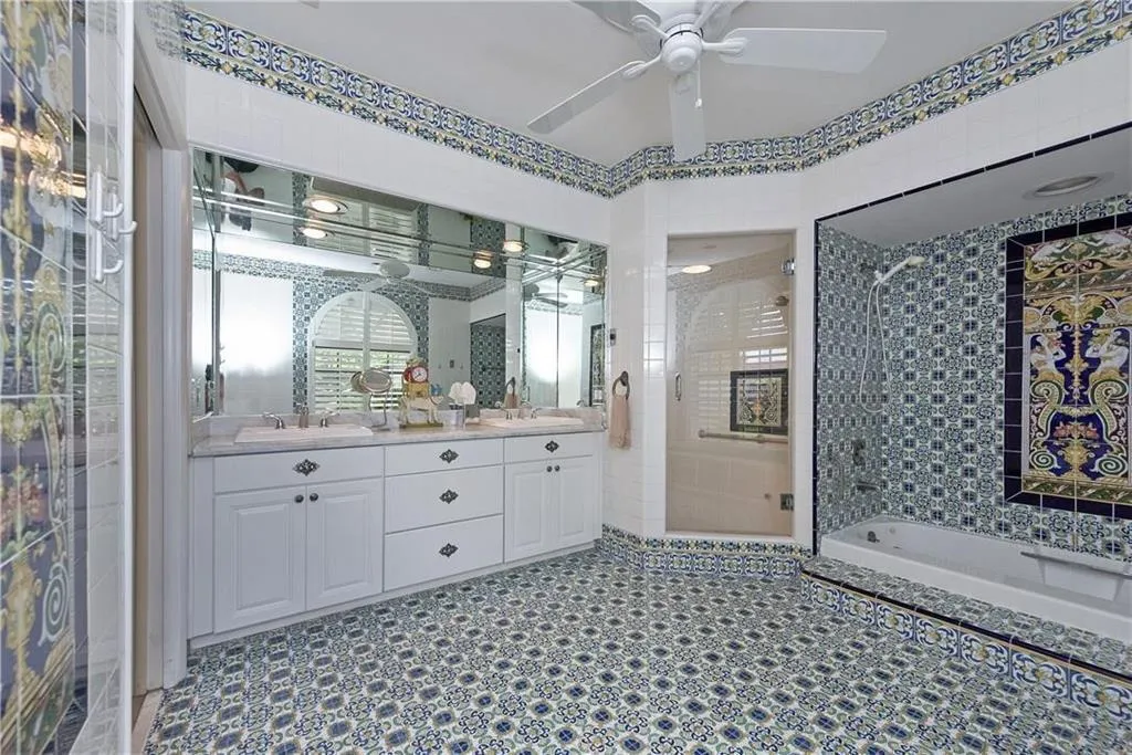 4903 woodlands 12