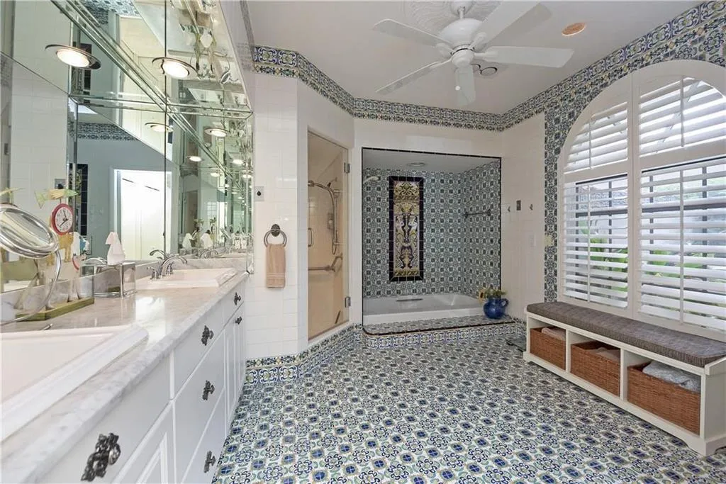 4903 woodlands 13