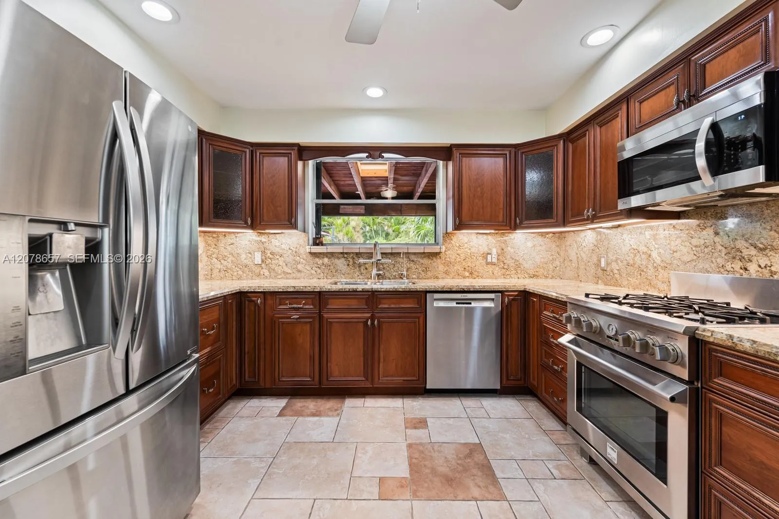 Property photo 41