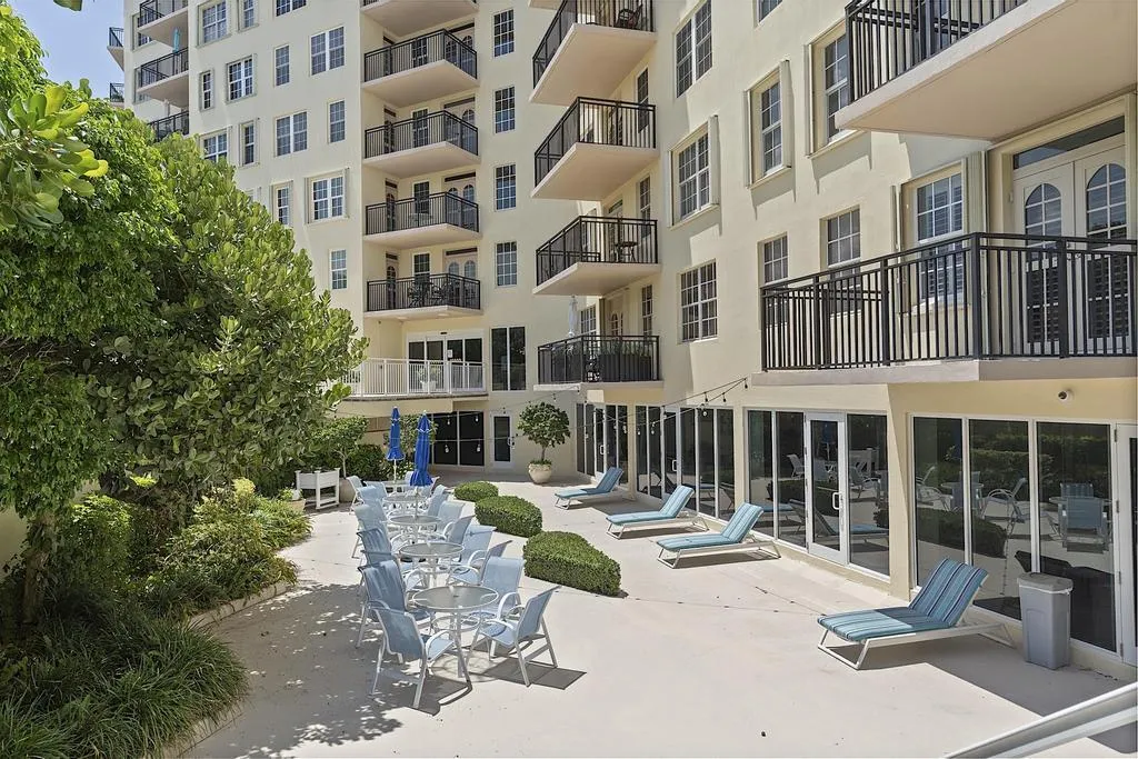 3745 S. Ocean Boulevard, Palm Beach - am