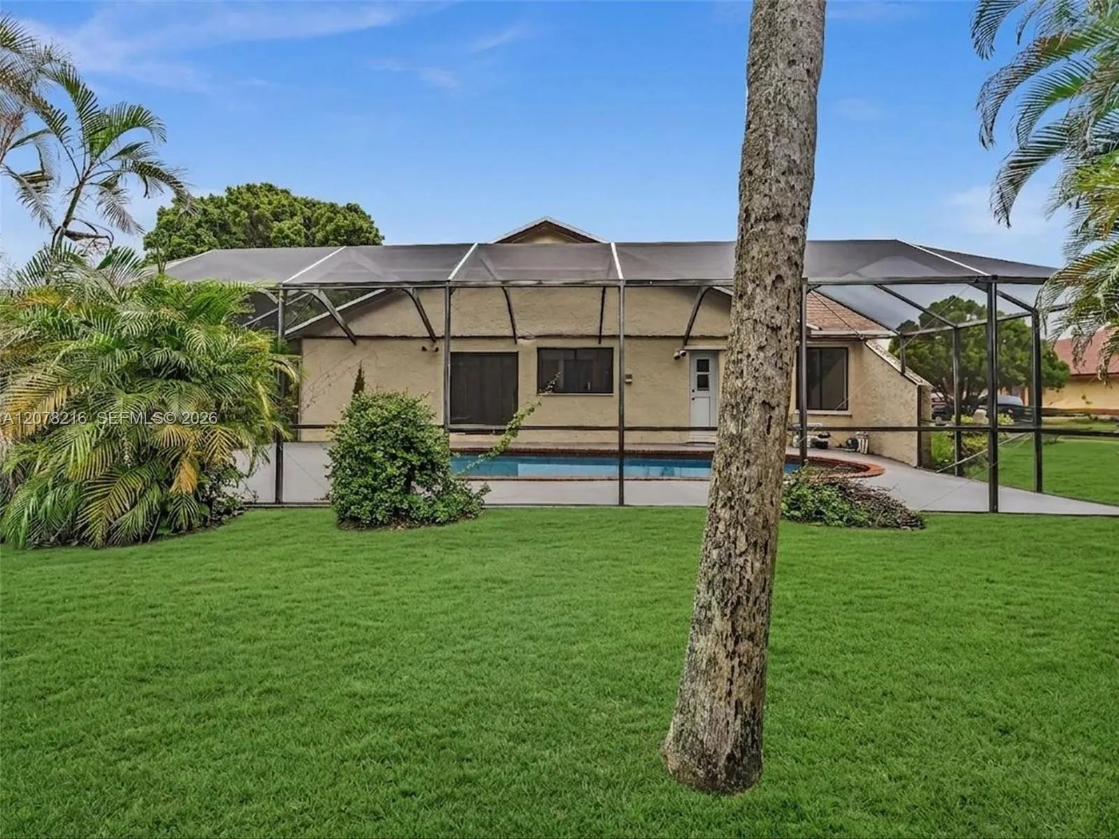 House For Sale 8813 PARADISE CT TAMARAC, FL 33321 (PARADISE ESTATES)