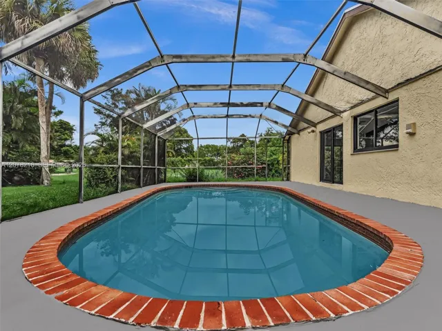 House For Sale 8813 PARADISE CT TAMARAC, FL 33321 (PARADISE ESTATES)