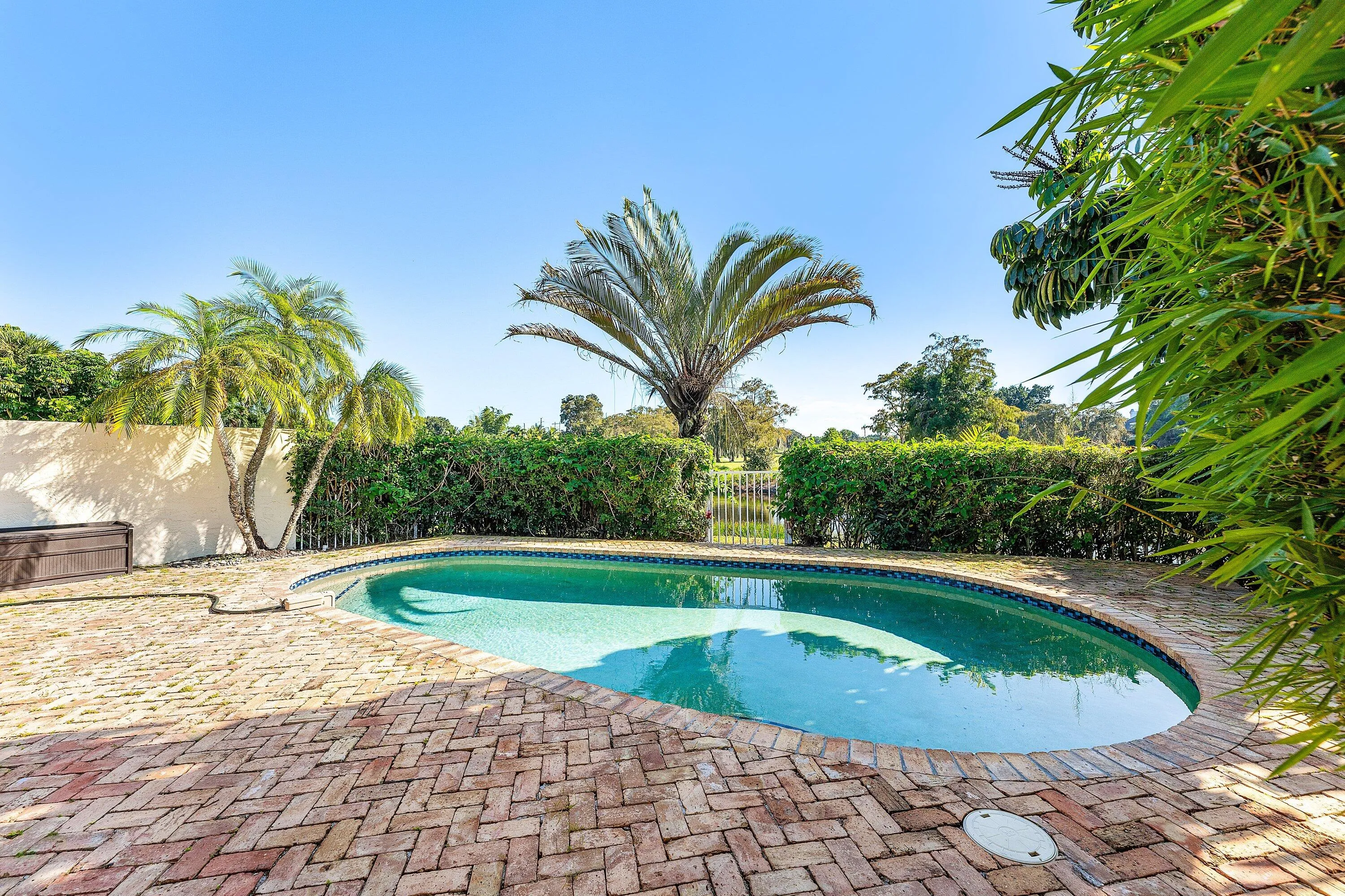 032-2312LasCasitasDrive-Wellington-FL-33