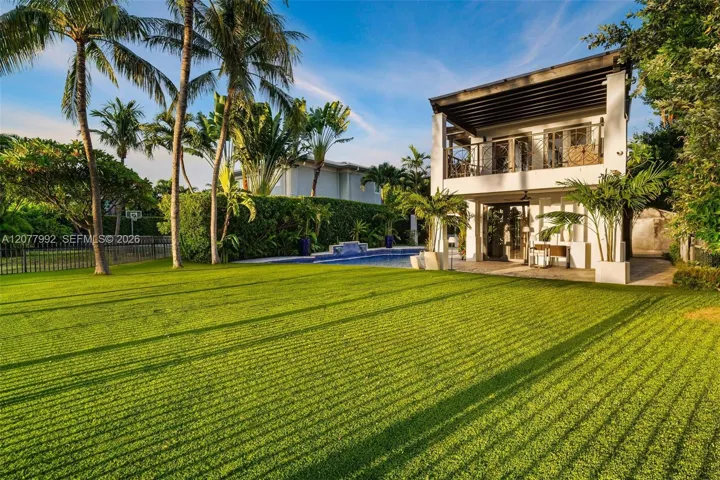Photo 69