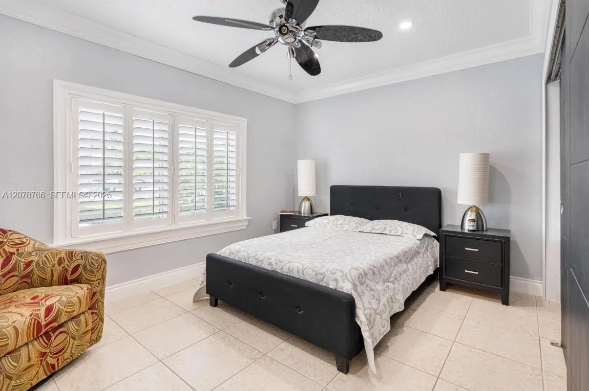 Property photo 50