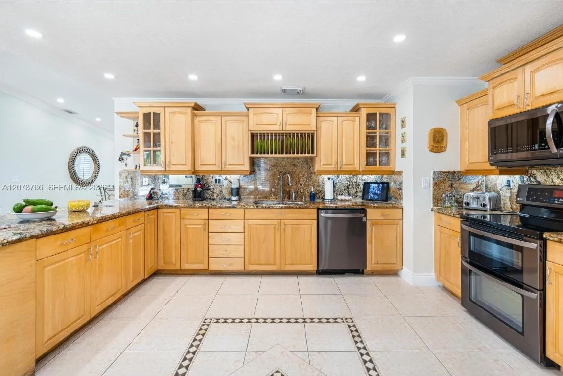 Property photo 14