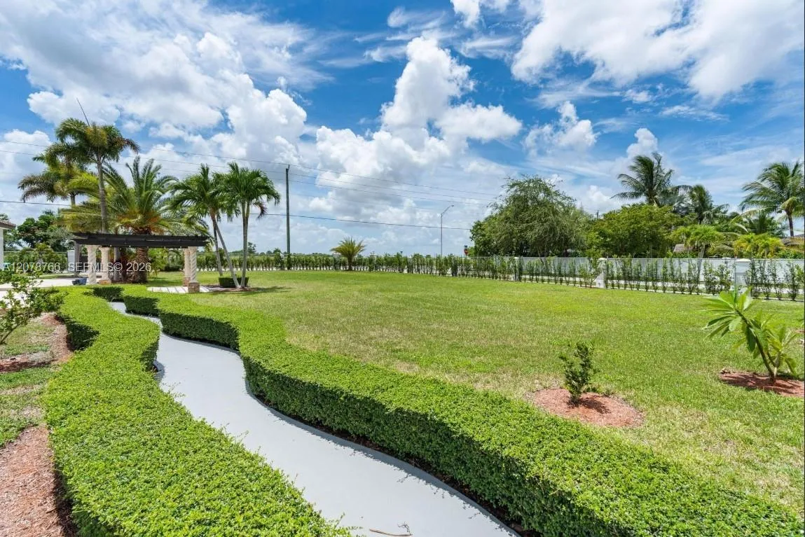 Property photo 29
