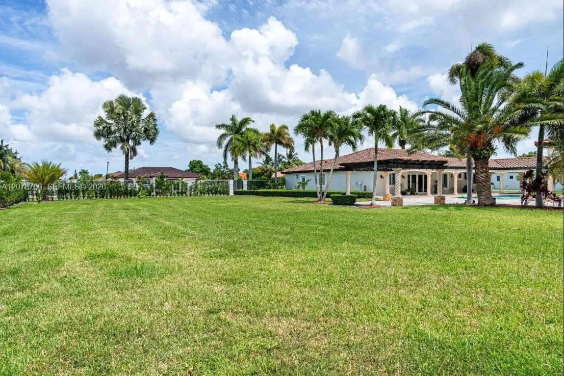 Property photo 34