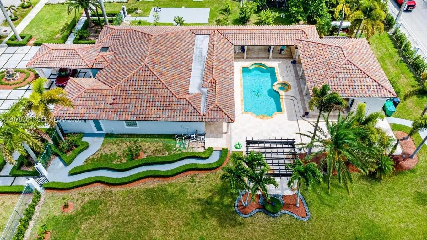 Property photo 30