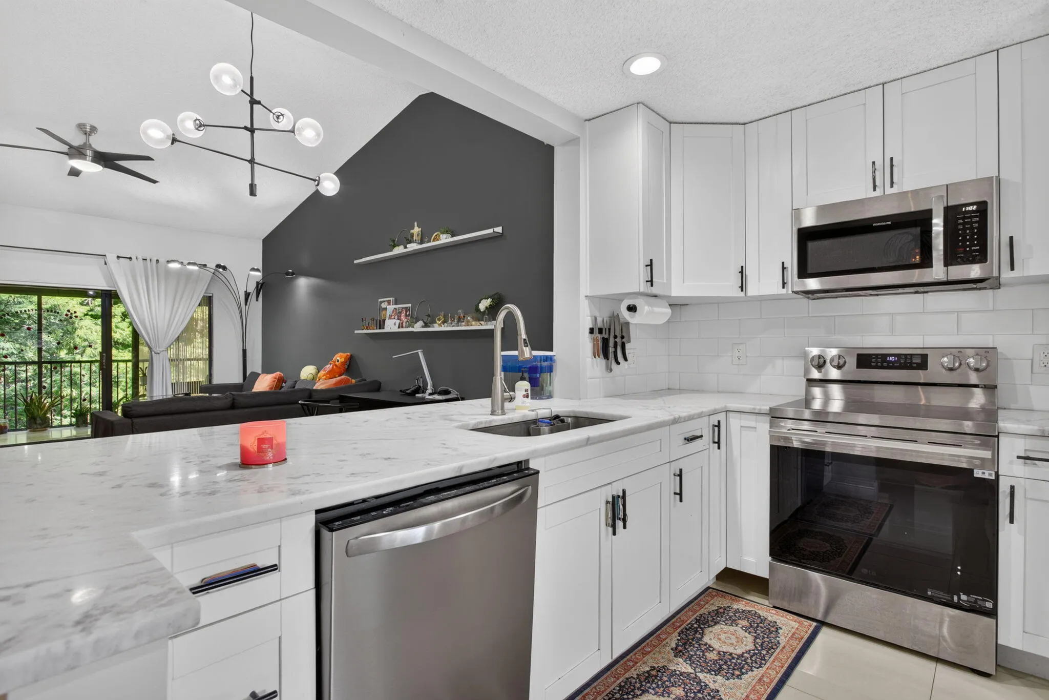 9-web-or-mls-4111-4608