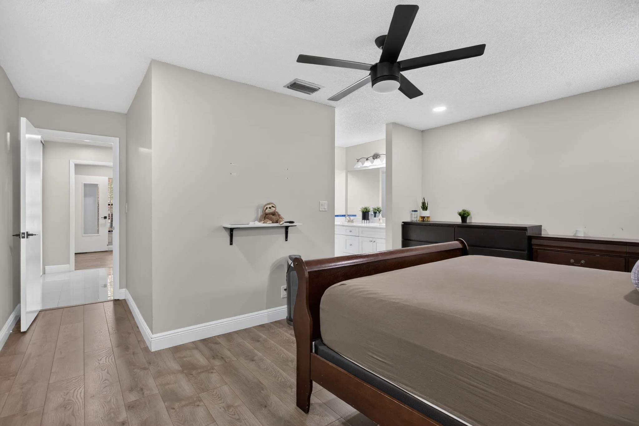24-web-or-mls-4111-4683