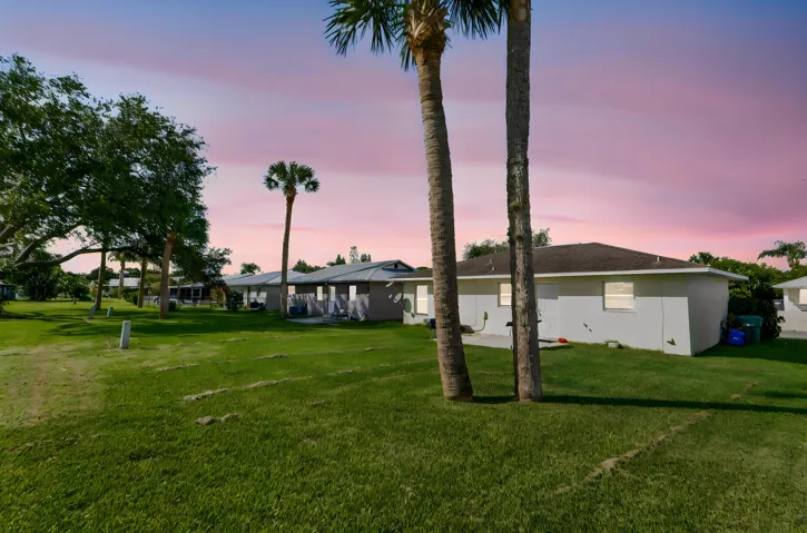 16-Backyard-02_TW