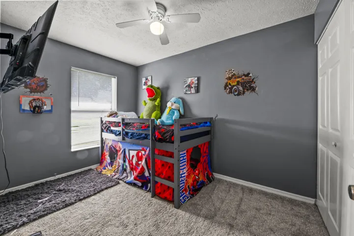 11 Bedroom 01