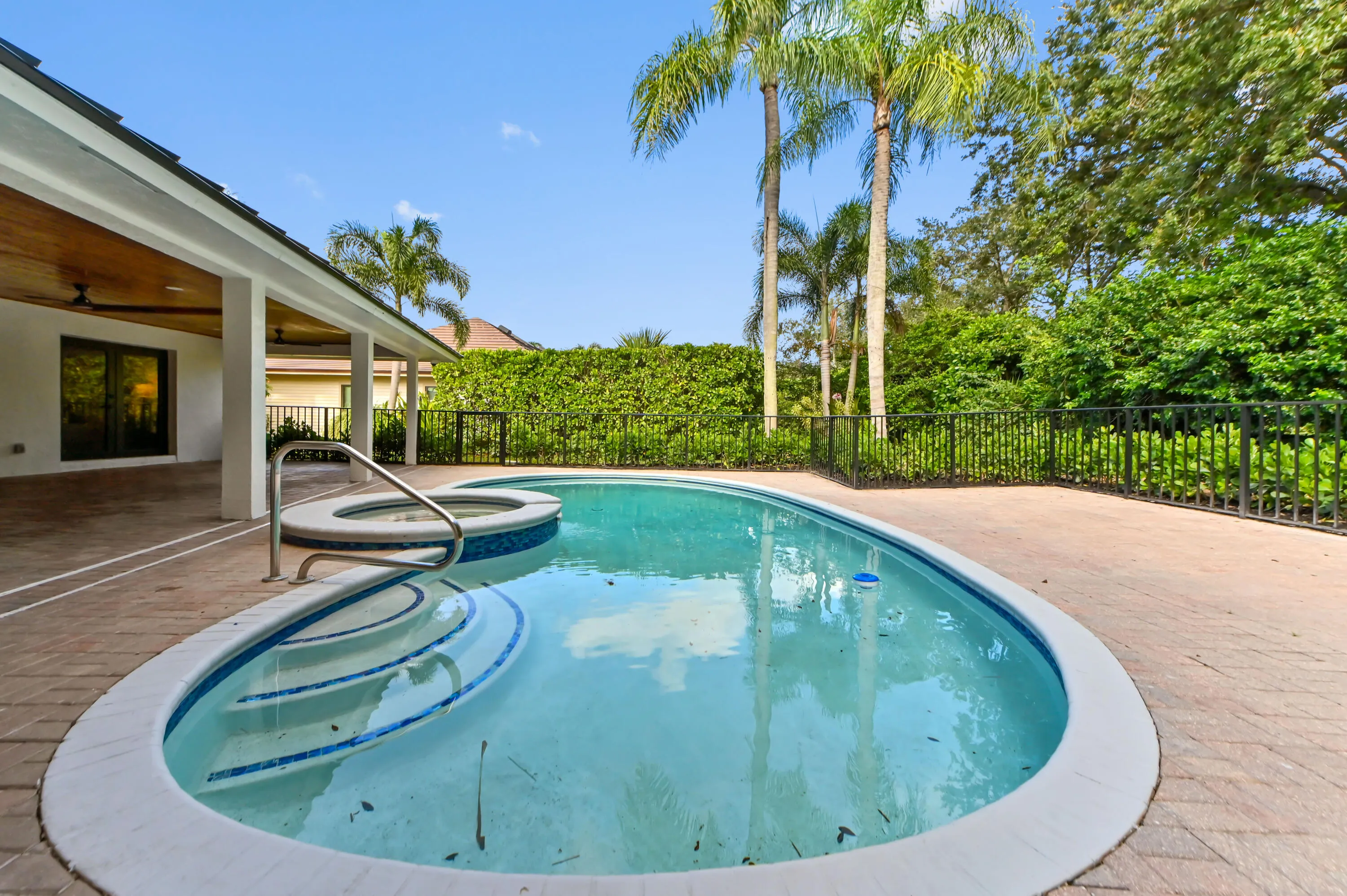 Property photo 38