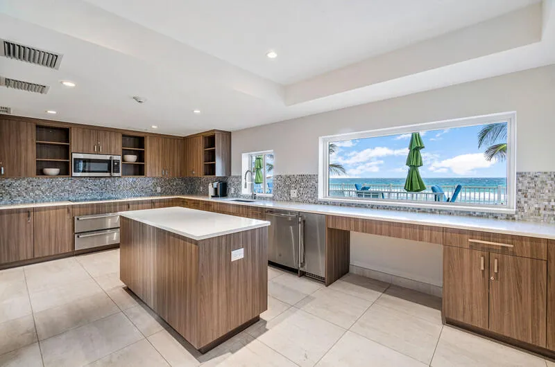 056-4748SouthOceanBoulevard-HighlandBeac