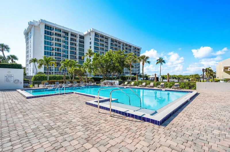 046-4748SouthOceanBoulevard-HighlandBeac