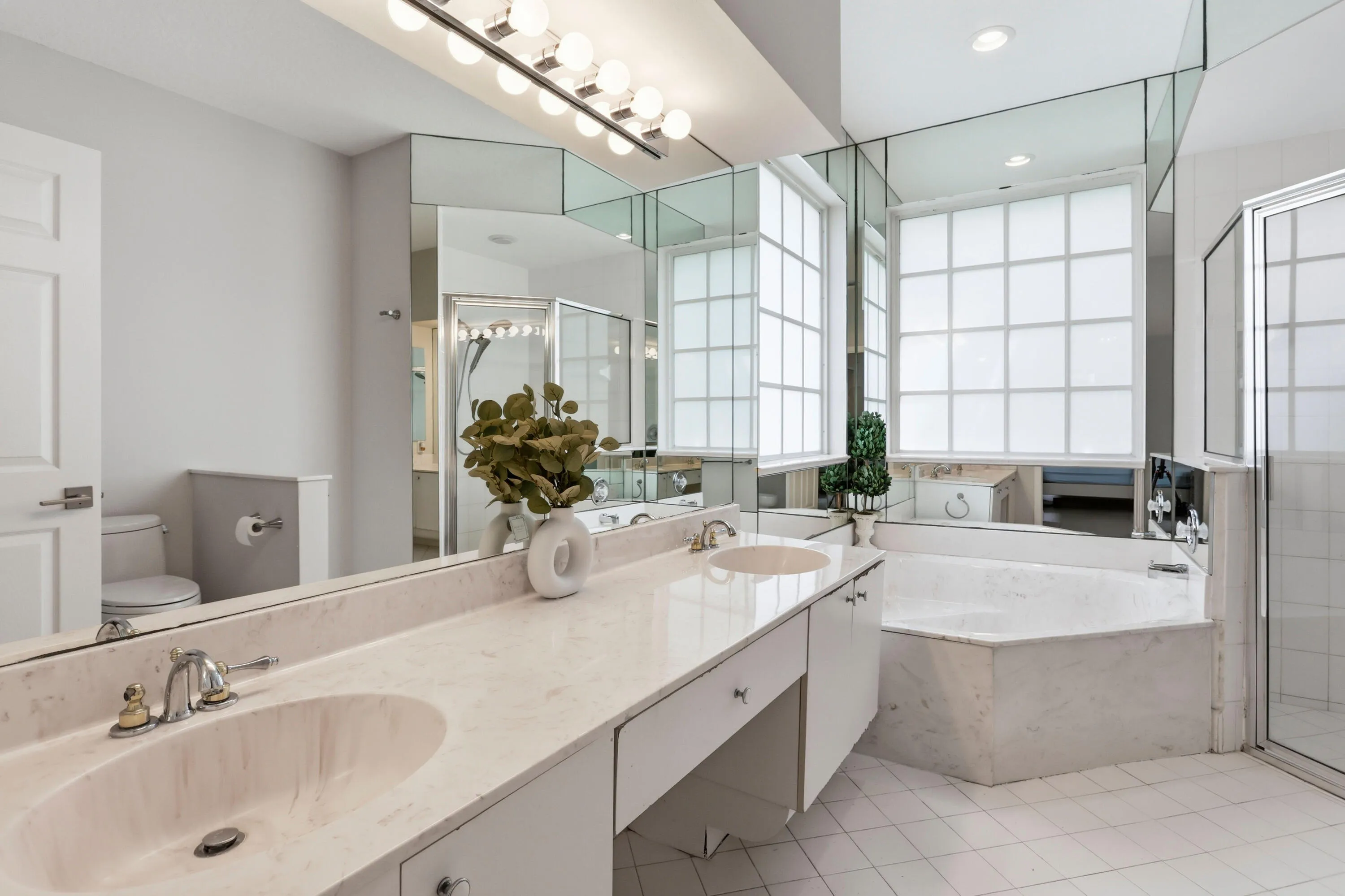 Primary En Suite