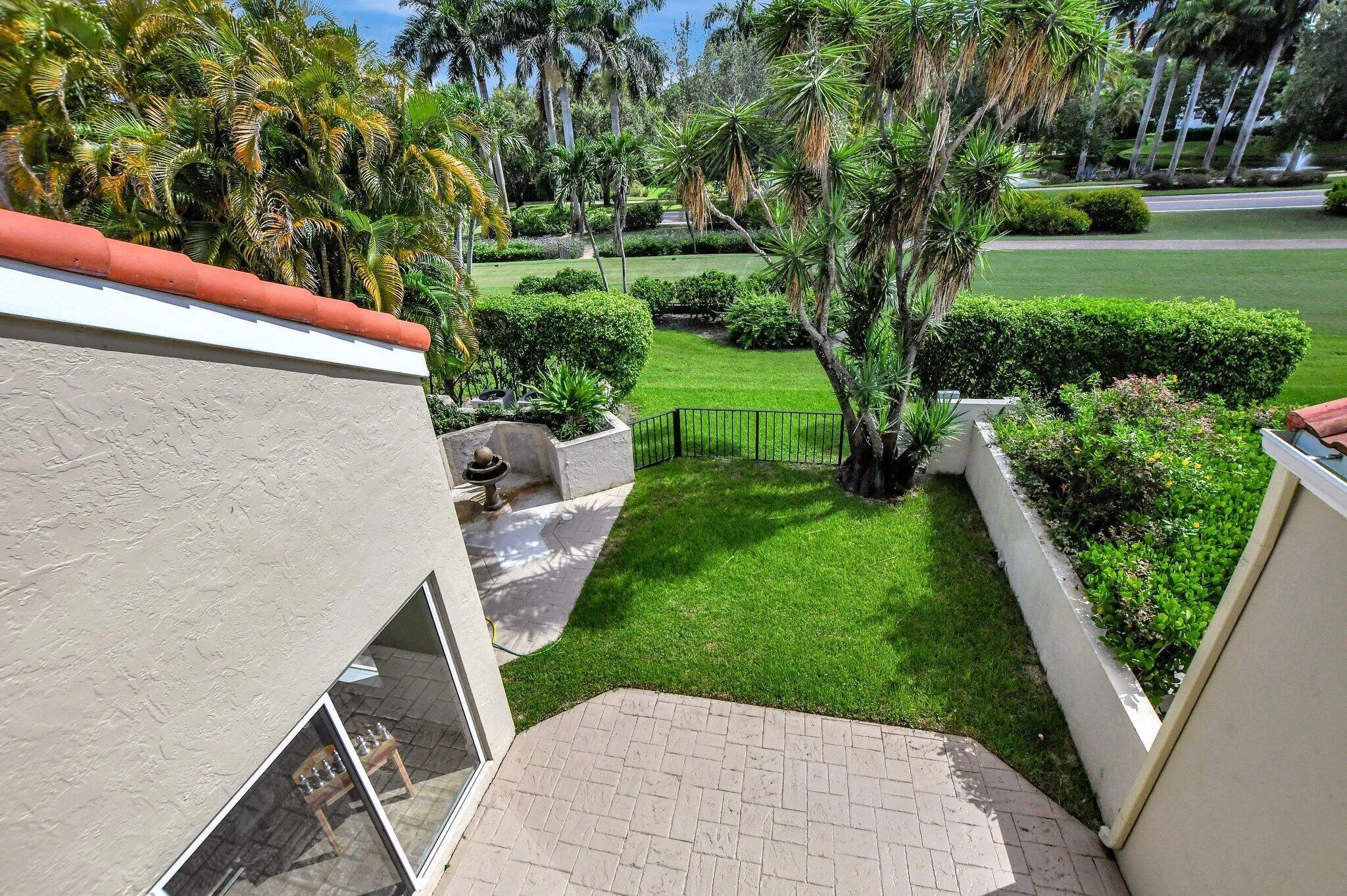 Property photo 44