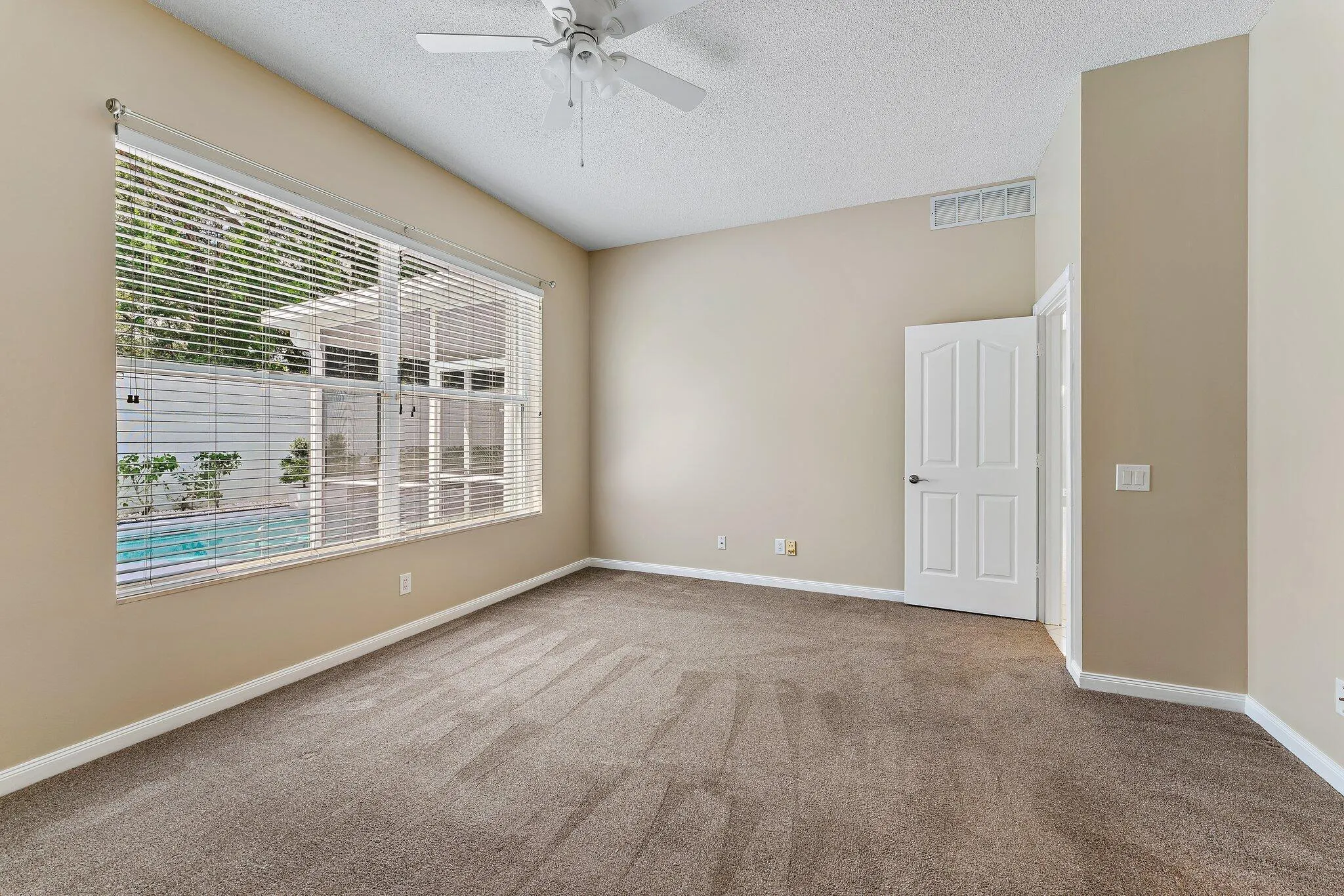 023-188SHamptonDr-Jupiter-FL-SMALL