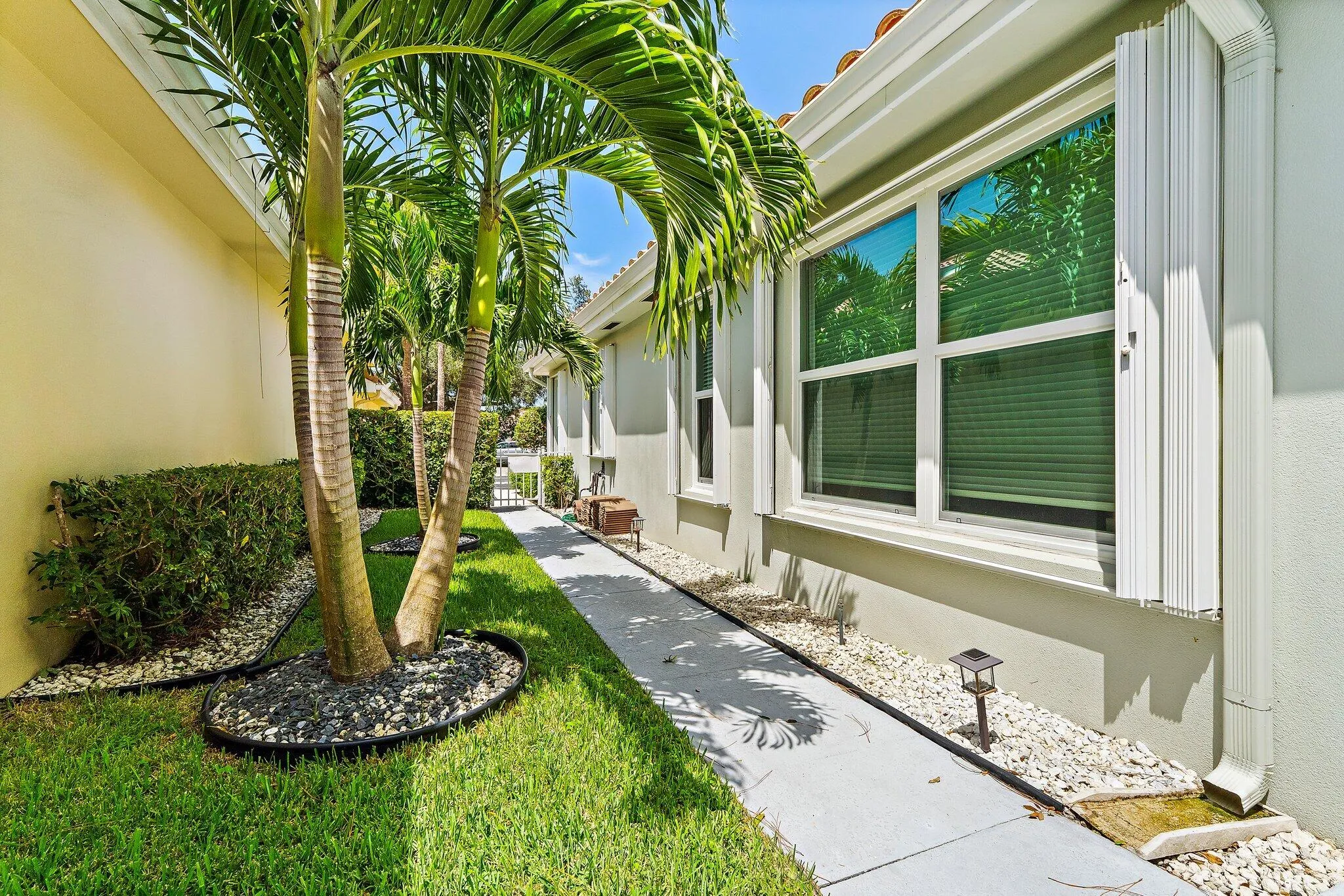 025-188SHamptonDr-Jupiter-SMALL